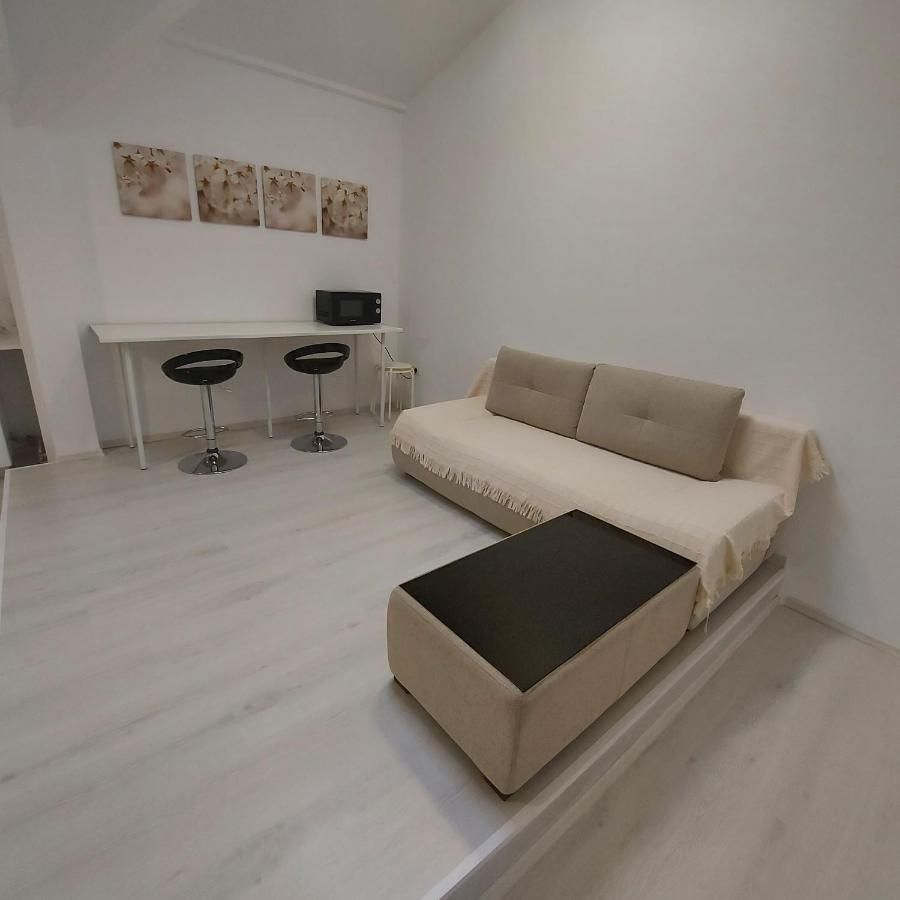 Villa Romelia - Select Apartments Ваду Экстерьер фото