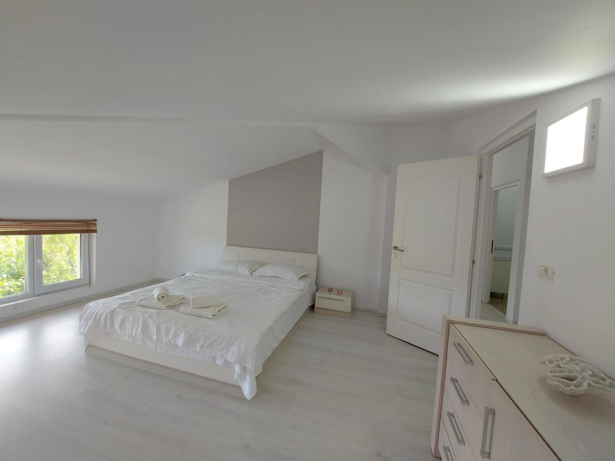 Villa Romelia - Select Apartments Ваду Экстерьер фото